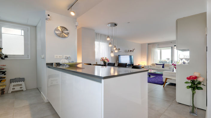 Image No.9-3 Bed Property for sale