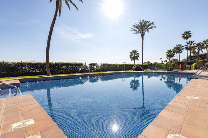 Image No.18-3 Bed Property for sale