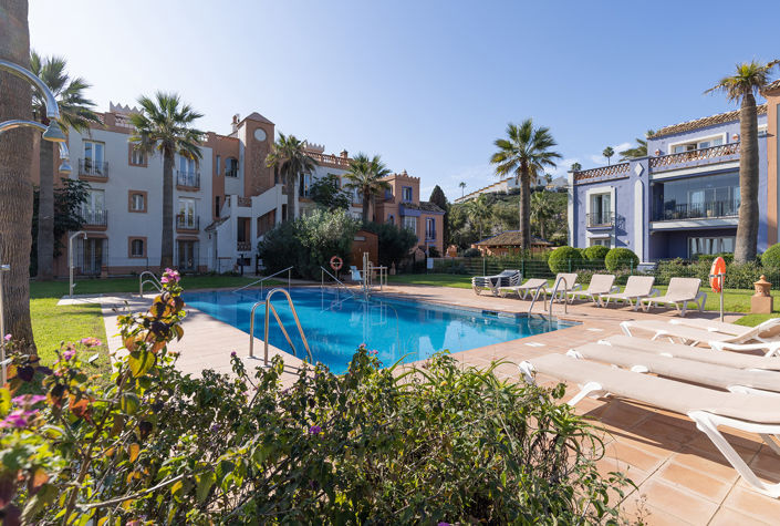 Image No.34-3 Bed Property for sale