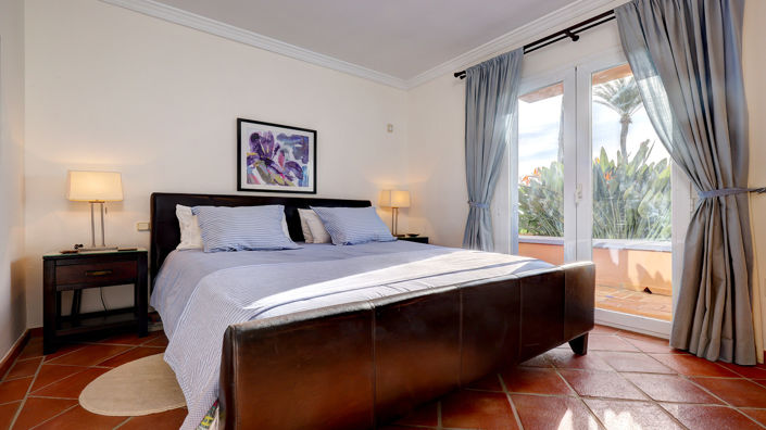 Image No.8-Propriété de 3 chambres à vendre à Casares