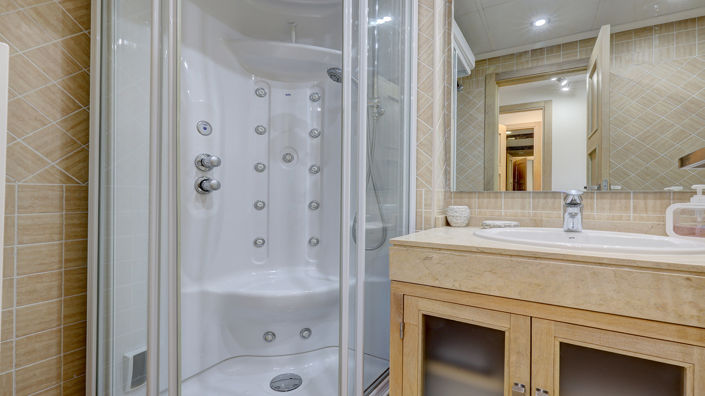 Image No.13-2 Bed Apartment for sale