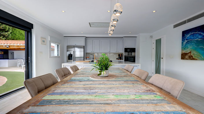 Image No.14-4 Bed Bungalow for sale