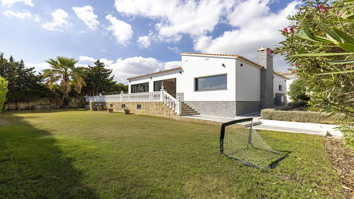 Image No.5-4 Bed Bungalow for sale