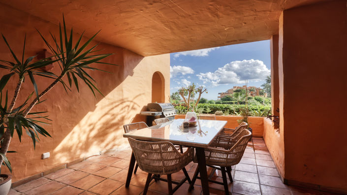 Image No.15-3 Bed Property for sale