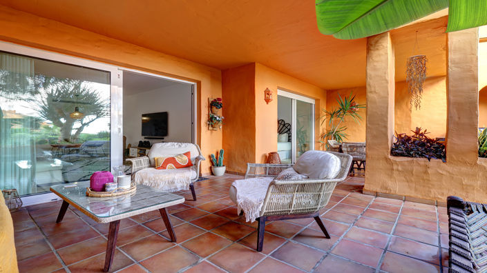 Image No.23-3 Bed Property for sale