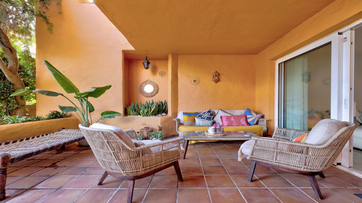 Image No.24-3 Bed Property for sale