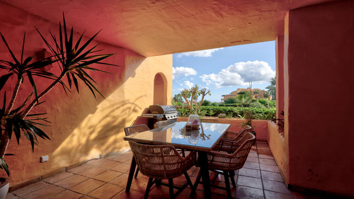 Image No.26-3 Bed Property for sale