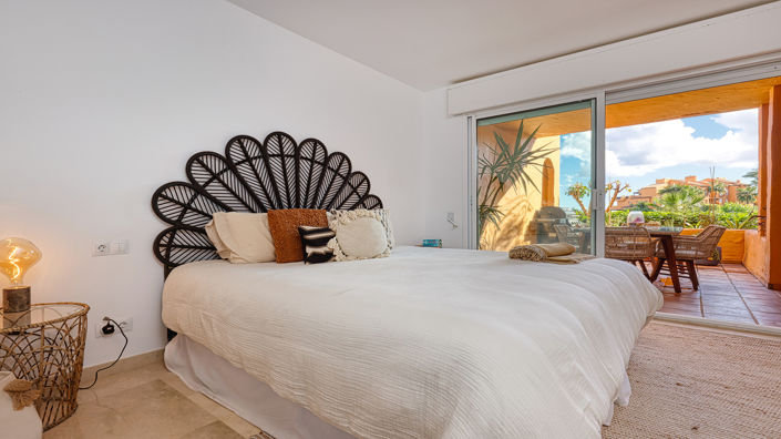 Image No.6-3 Bed Property for sale