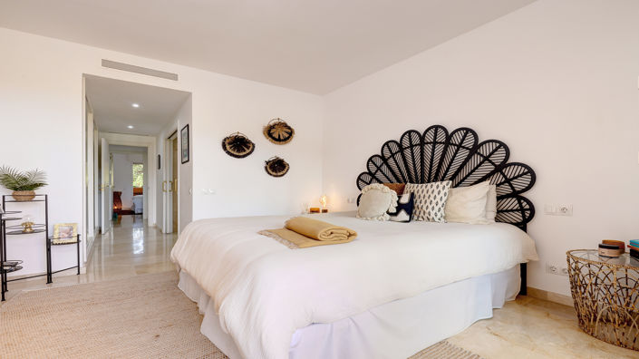 Image No.7-3 Bed Property for sale