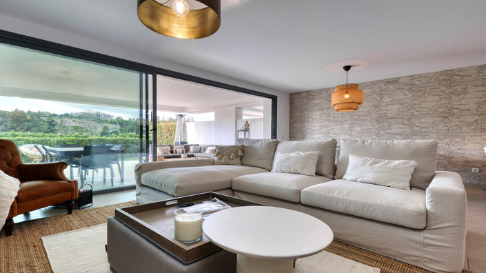 Image No.15-3 Bed Property for sale