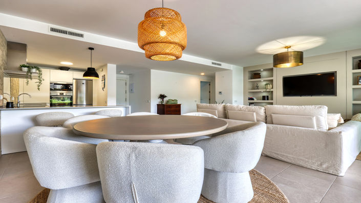 Image No.16-3 Bed Property for sale