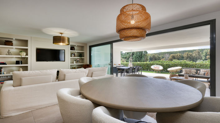 Image No.2-3 Bed Property for sale