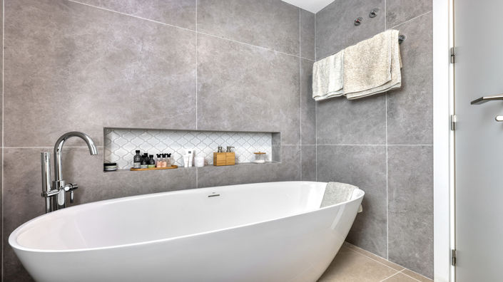 Image No.25-3 Bed Property for sale