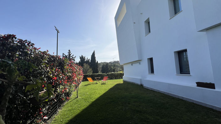 Image No.33-3 Bed Property for sale