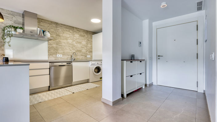 Image No.49-3 Bed Property for sale