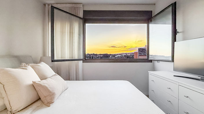 Image No.2-Maison de ville de 4 chambres à vendre à Estepona