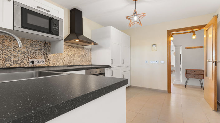 Image No.9-2 Bed Apartment for sale