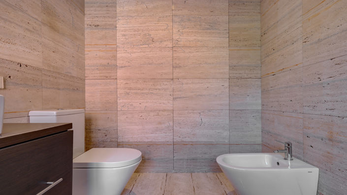 Image No.26-2 Bed Townhouse for sale