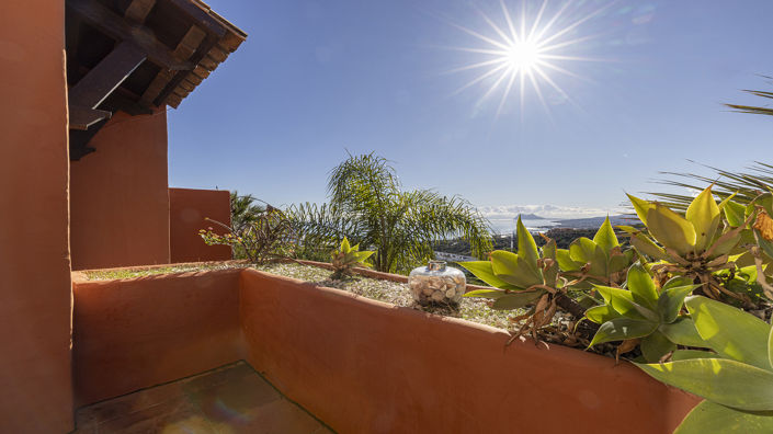 Image No.31-2 Bed Townhouse for sale