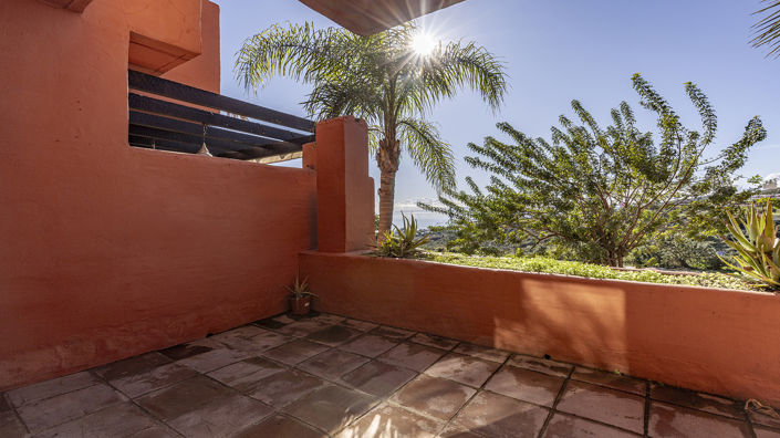 Image No.8-2 Bed Townhouse for sale