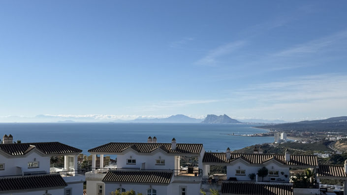 Image No.17-3 Bed Townhouse for sale