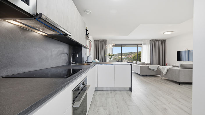 Image No.5-3 Bed Townhouse for sale