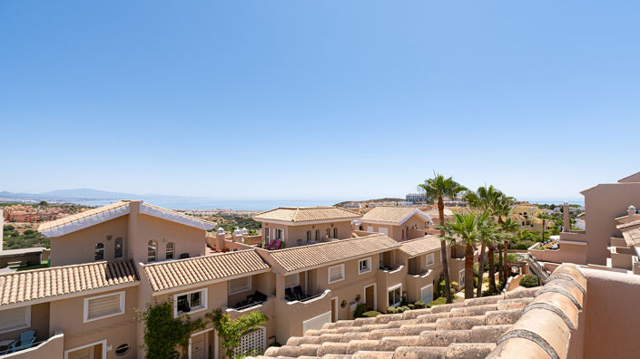 Image No.28-4 Bed Townhouse for sale