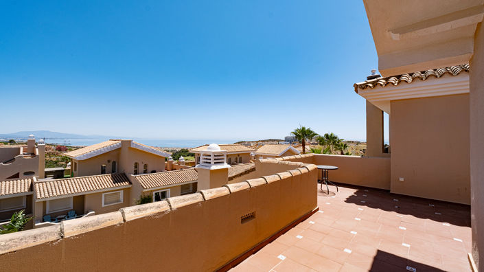 Image No.6-4 Bed Townhouse for sale