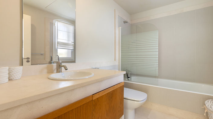 Image No.30-3 Bed Penthouse for sale