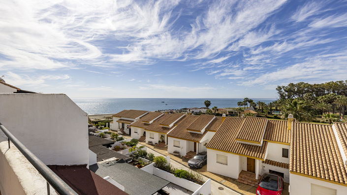 Image No.7-4 Bed Townhouse for sale