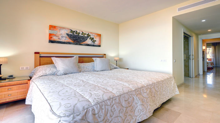 Image No.14-3 Bed Apartment for sale