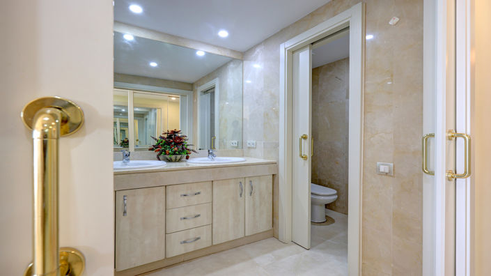 Image No.17-3 Bed Apartment for sale