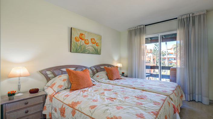 Image No.20-3 Bed Apartment for sale