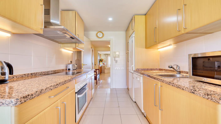 Image No.9-3 Bed Apartment for sale