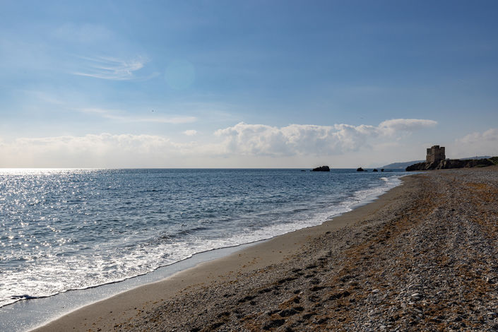 Image No.10-3 Bed Property for sale