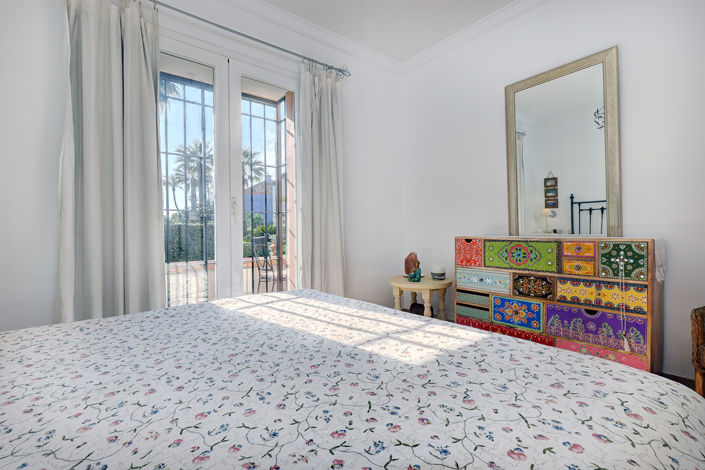 Image No.17-3 Bed Property for sale