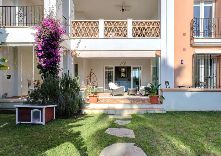 Image No.24-3 Bed Property for sale