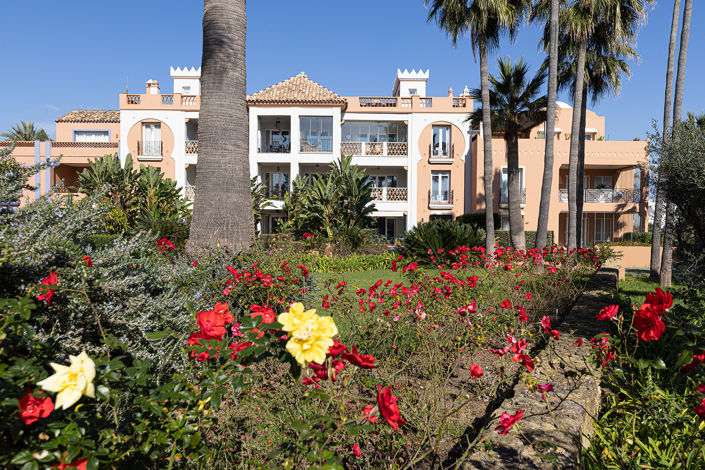 Image No.27-3 Bed Property for sale