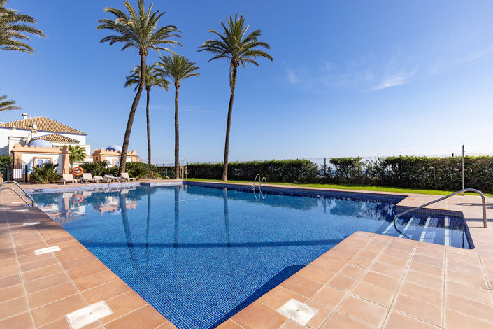 Image No.38-3 Bed Property for sale