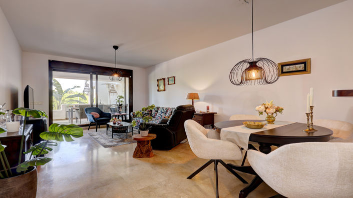 Image No.2-2 Bed Property for sale