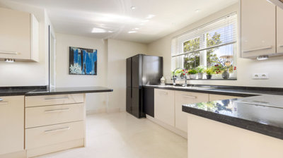 b98le8d7m9k3degpefzhs0lif8u4xzvzhwxtmggyekxx9