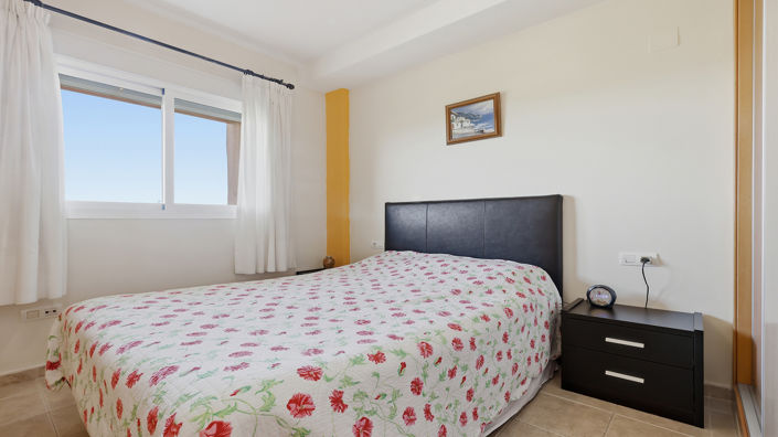 Image No.14-2 Bed Apartment for sale