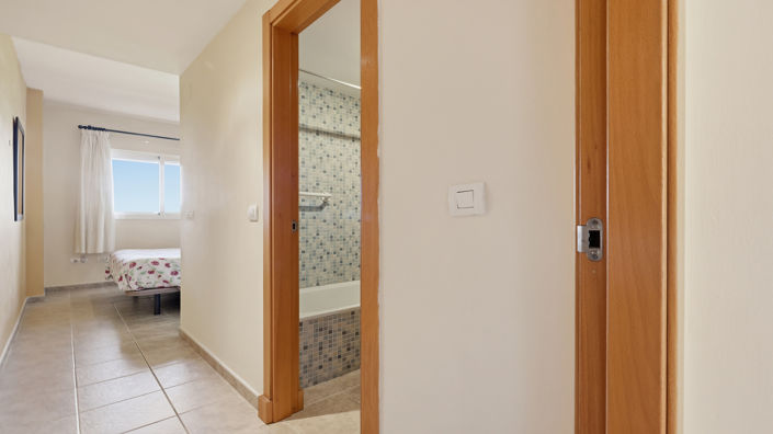 Image No.22-2 Bed Apartment for sale