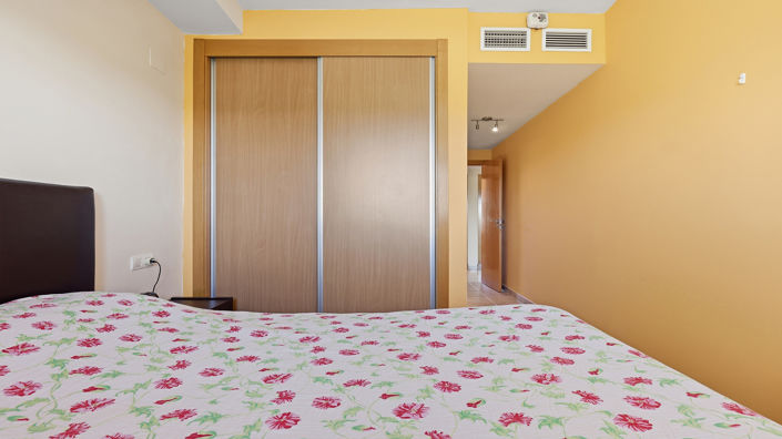 Image No.23-2 Bed Apartment for sale