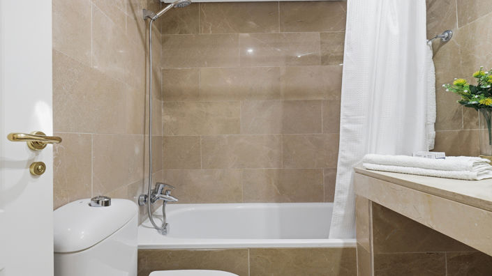 Image No.21-2 Bed Apartment for sale
