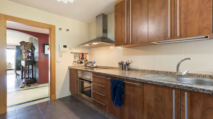 Image No.22-2 Bed Property for sale