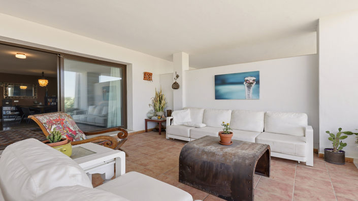 Image No.3-2 Bed Property for sale