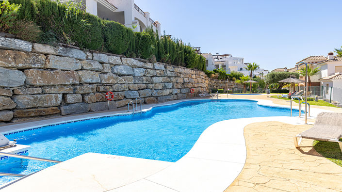 Image No.37-2 Bed Property for sale