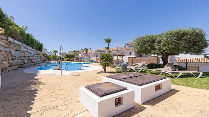 Image No.38-2 Bed Property for sale
