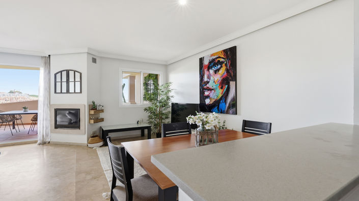 Image No.18-2 Bed Apartment for sale
